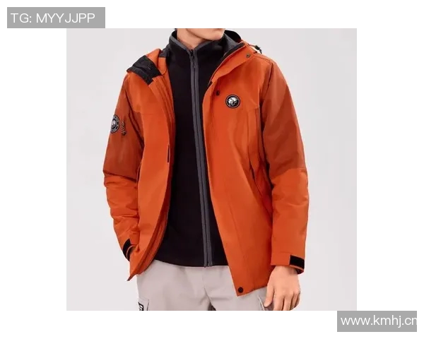 探索软壳冲锋衣品牌的选择与搭配技巧助你轻松应对多变天气